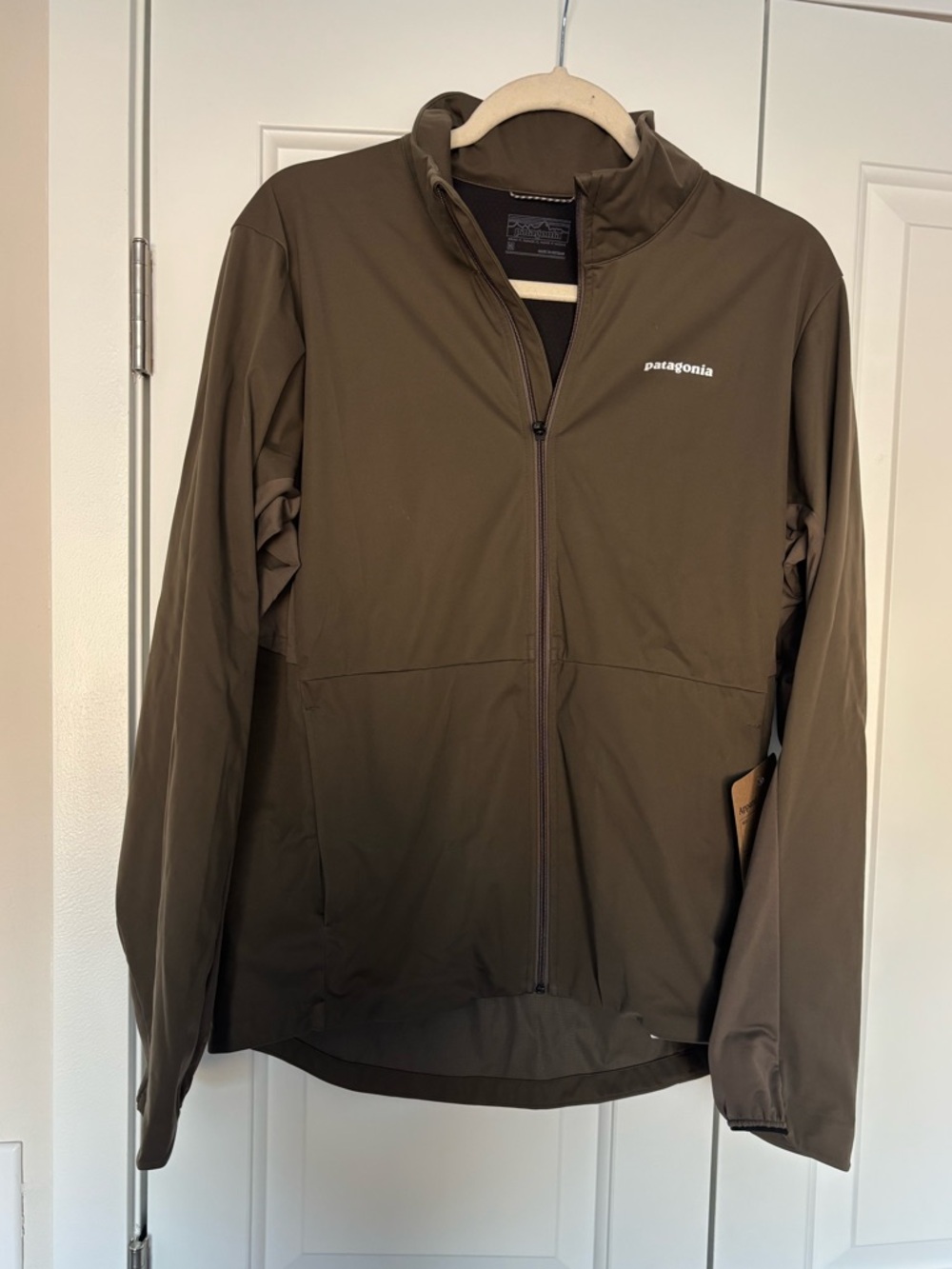 Patagonia Men’s Lightweight Full-Zip Jacket - Olive